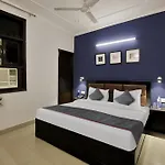 Townhouse Saket Residency Near Saket Metro